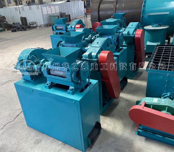 華之強車間實拍對輥擠壓造粒機產(chǎn)品細節(jié)